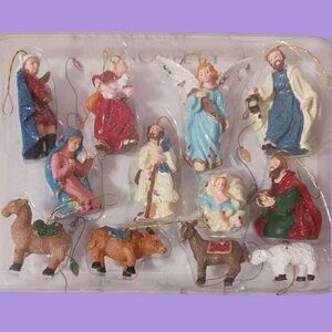 12-Piece Nativity Scene Set With Hanging Strings & Detailed Figurines For Christ
